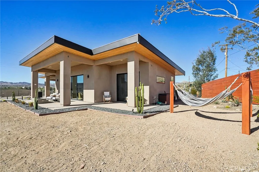 59080 Nelson Ave, Yucca Valley, California 92284 home-pic-40